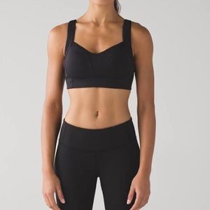 32D ta ta tamer in Black